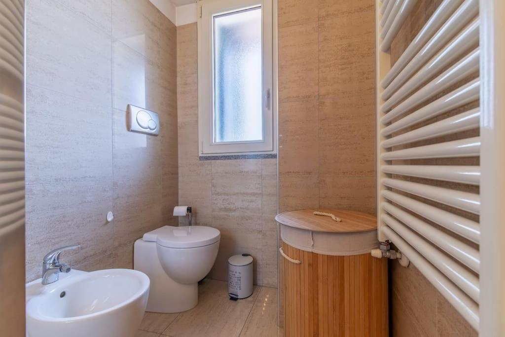 Ferienwohnung Unique & Strategic Flat, 50M From M4 Station Mailand Exterior foto